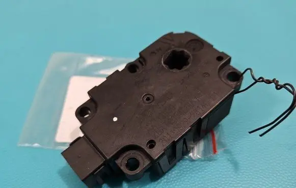 Mercedes-Benz B W246 W242 A/C air flow flap actuator/motor 113930-1090 IMPRK1435013
