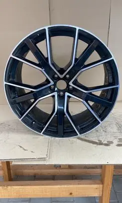 Audi SQ7 R22 alloy rim 4m0601025dp