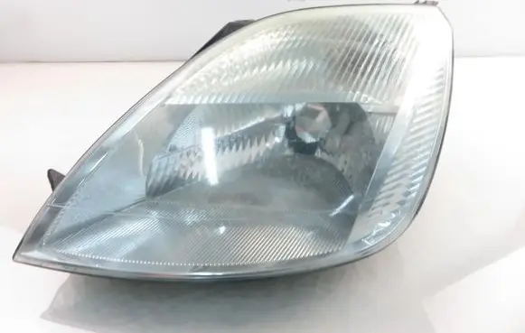 Ford Fiesta Headlight/headlamp 2S6X13W030AJ