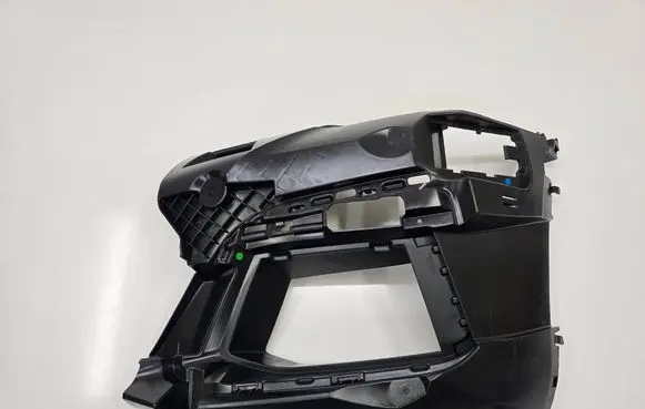 BMW 5 G30 G31 G38 Front bumper mounting bracket 8098675