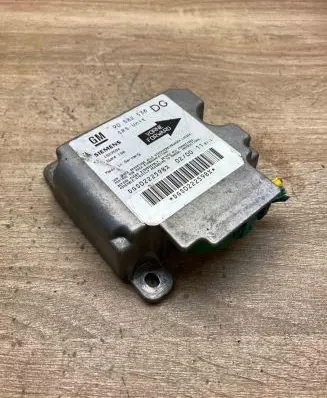 Opel Zafira A Airbag control unit/module 90582536 5WK4190