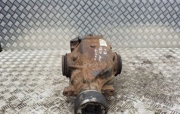 BMW X3 E83 Rear differential