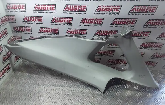 Toyota Prius (XW30) (C) pillar trim 6247047070 A047685 6247147070