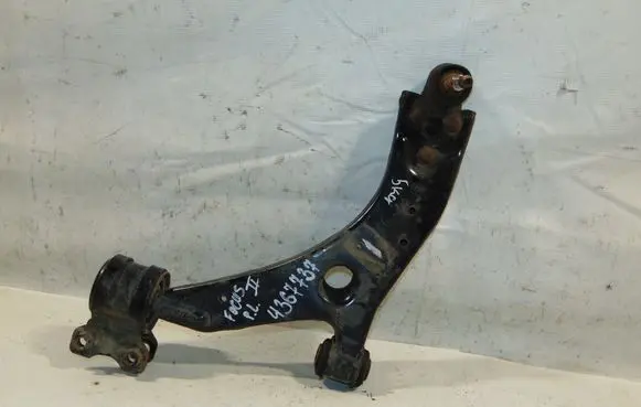 Ford Focus Front lower control arm/wishbone 1570285 4M513A424AF