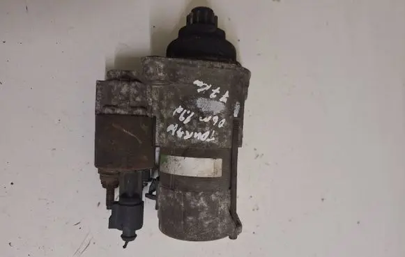 Volkswagen Touran I Starter motor 12Z50 062301