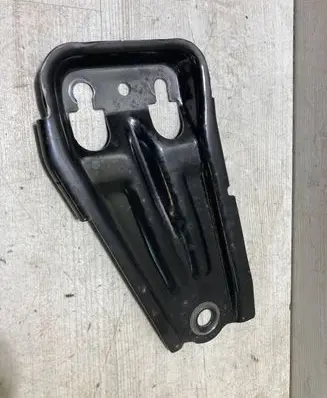 Ford Focus Engine mounting bracket jx61a101a81ab