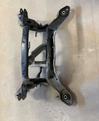 Volvo XC60 Rear subframe 