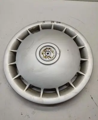 BMW 3 E30 R14 wheel hub/cap/trim 1179171 36131179171