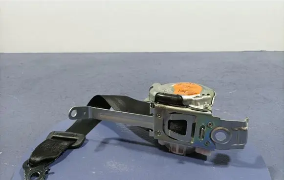 Audi A8 S8 D2 4D Front seatbelt 4N0857805
