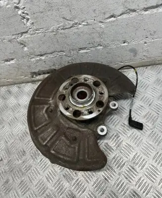Mercedes-Benz E AMG W213 Rear wheel hub