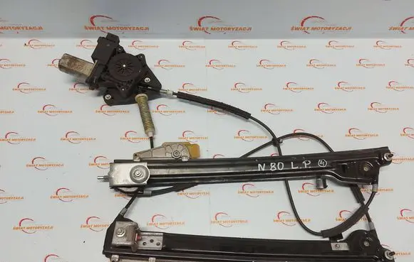Alfa Romeo Mito Front door window regulator with motor