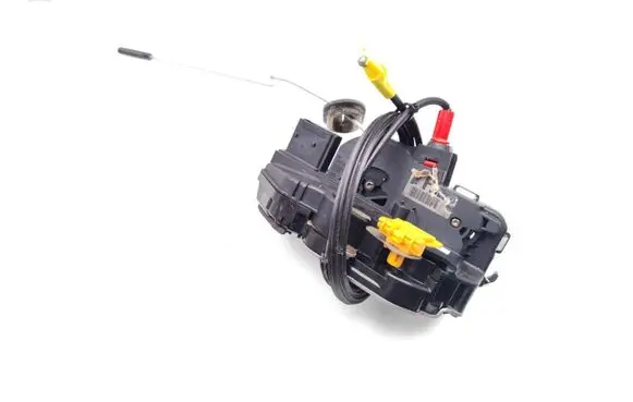 Opel Cascada Front door lock 3023880