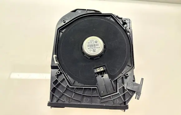 BMW 4 F32 F33 Subwoofer speaker 18820010 430407861881 9210148