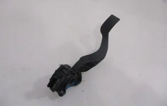Peugeot 207 Accelerator throttle pedal 9683001480