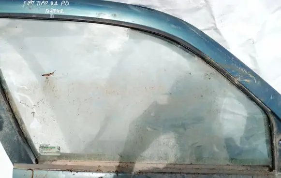 Fiat Tipo Front door window glass four-door