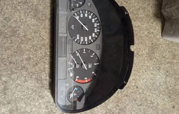BMW 5 E39 Speedometer (instrument cluster) 62116903800 110008735091