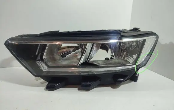 Volkswagen T-Roc Headlight/headlamp 2GA941005B
