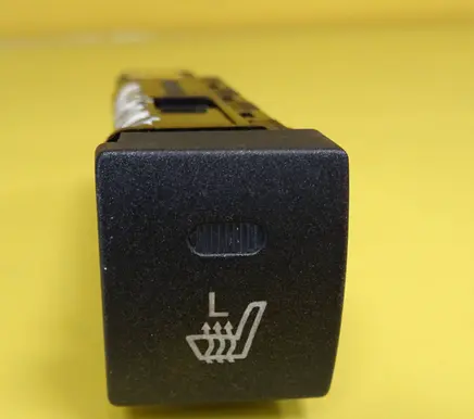 KIA Sorento Seat heating switch 202002962 621W05010