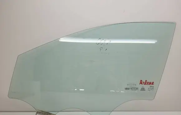 KIA Sportage Front door window glass four-door