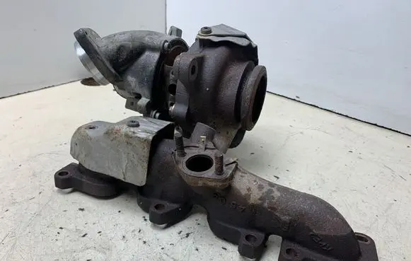 Volkswagen Golf VI Turbo 03l253016hv440