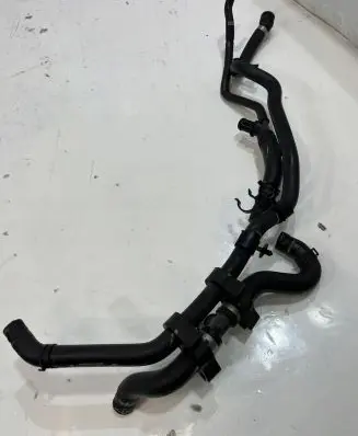 Porsche Cayenne (92A) Engine coolant pipe/hose 7P0121156K