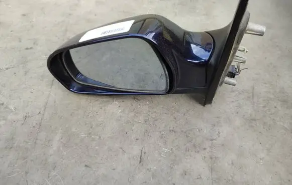 Hyundai Matrix Front door electric wing mirror E4012172 E4012173