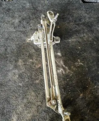Volvo V40 Front wiper linkage and motor 3397021424