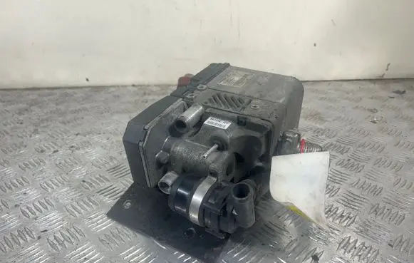 Audi A5 Sportback 8TA Auxiliary pre-heater (Webasto) 9010092D 000104031232 4J571785