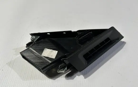 Maserati Ghibli Dashboard air vent grill cover trim 105804244cl