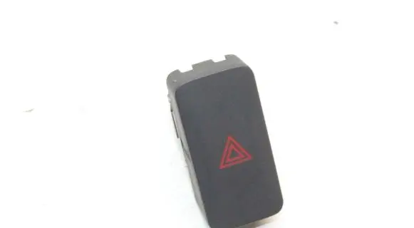 Nissan Leaf I (ZE0) Hazard light switch