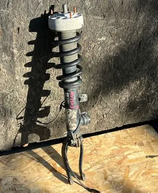 BMW X5 F15 Front shock absorber with coil spring 6875084