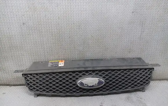 Ford C-MAX I Front bumper upper radiator grill 3M51R8138