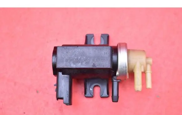 Volvo V60 Vacuum valve 9672875080