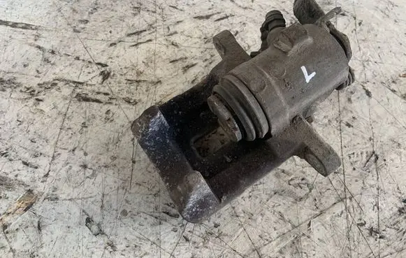 Skoda Octavia Mk2 (1Z) Rear brake caliper