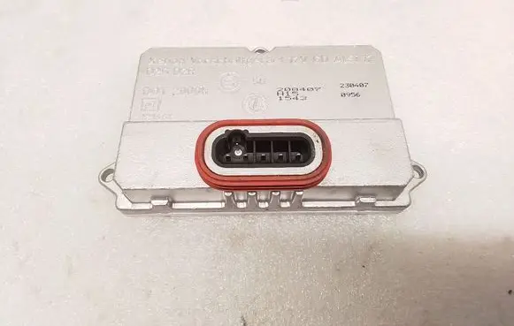 Mercedes-Benz E W211 Headlight ballast module Xenon 5DV00829000