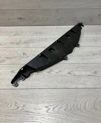 BMW 5 F10 F11 Top upper radiator support slam panel 7200689 18685210 7267356