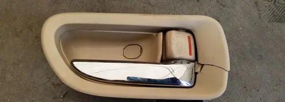 Subaru Tribeca Rear door interior handle