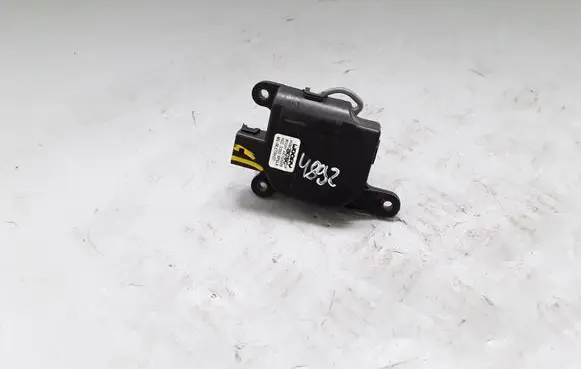 KIA Magentis Air flap motor/actuator D332BP5LA AA1G5200