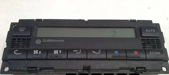 Volkswagen Golf IV Climate control unit
