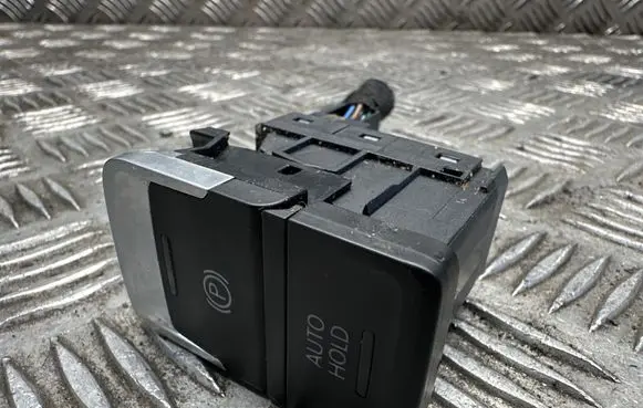 Volkswagen PASSAT B8 Hand parking brake switch 3G0927225