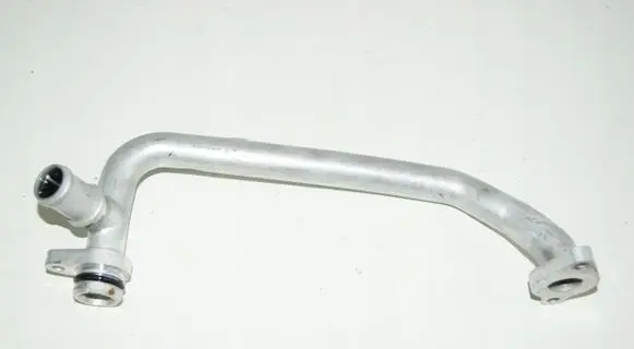 Volkswagen Touareg II Engine coolant pipe/hose 06M121071H