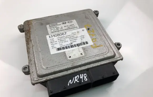 Hyundai Sonata Engine control unit/module 3911025070