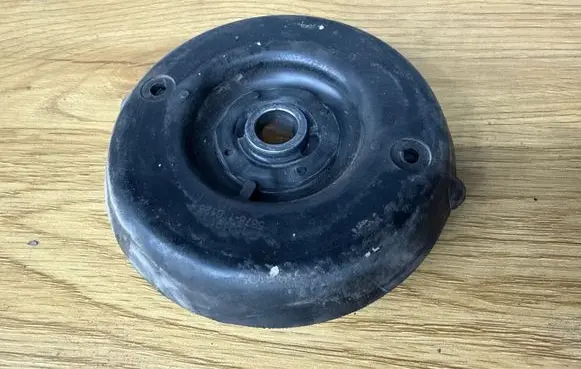 Peugeot Partner Coil spring mount 567810125