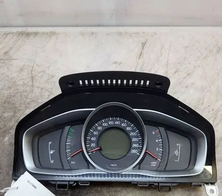 Volvo V60 Speedometer (instrument cluster) 31412865
