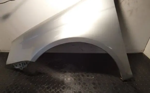Volkswagen Jetta V Fender 1K5821105