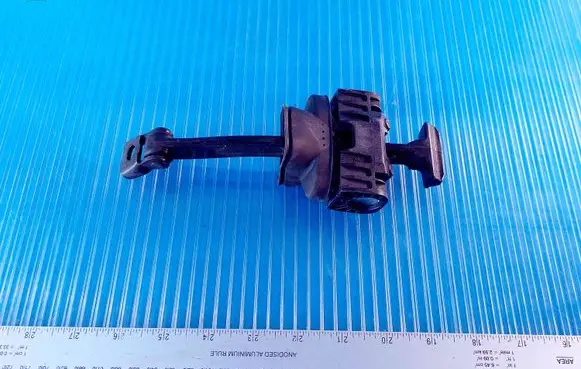 Audi A4 S4 B8 8K Front door check strap stopper 8K0837249B