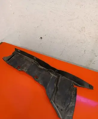 Nissan Murano Z51 Fender end trim 658201AA0B