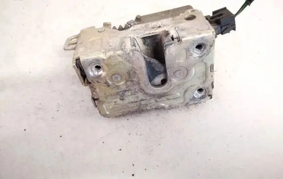 Iveco Daily 40.8 Front door lock
