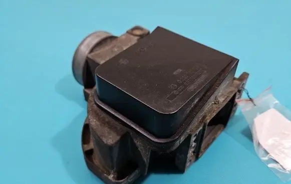 Volkswagen PASSAT B4 Mass air flow meter 0280202130 IMPRK1477468
