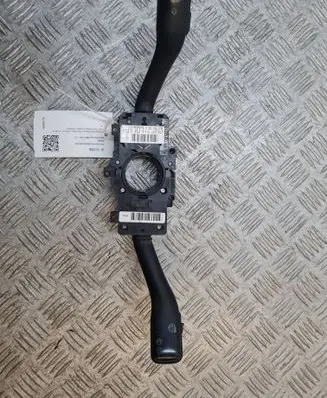 Seat Alhambra (Mk1) Wiper turn signal indicator stalk/switch 8L0953513G 202852ATW 4BO953503F